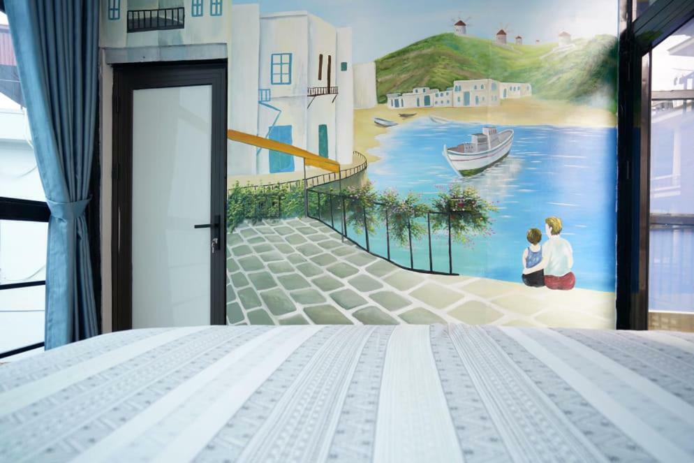 Almor Hostel With Pool In Right Center Ha Long Exterior photo